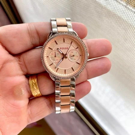 Fossil women first copy watch in mumbai at Borzia