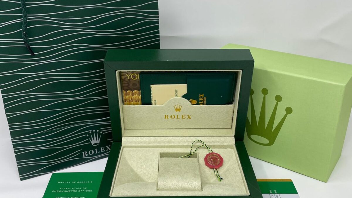 Rolex Original Box with Booklet & Carry Bag – Premium Watch Box